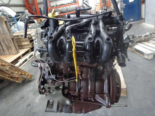 MOTEUR RENAULT CLIO 1 / 2 / TWINGO / KANGOO 1.2 ESSENCE CODE D7FF702 - Vue 8